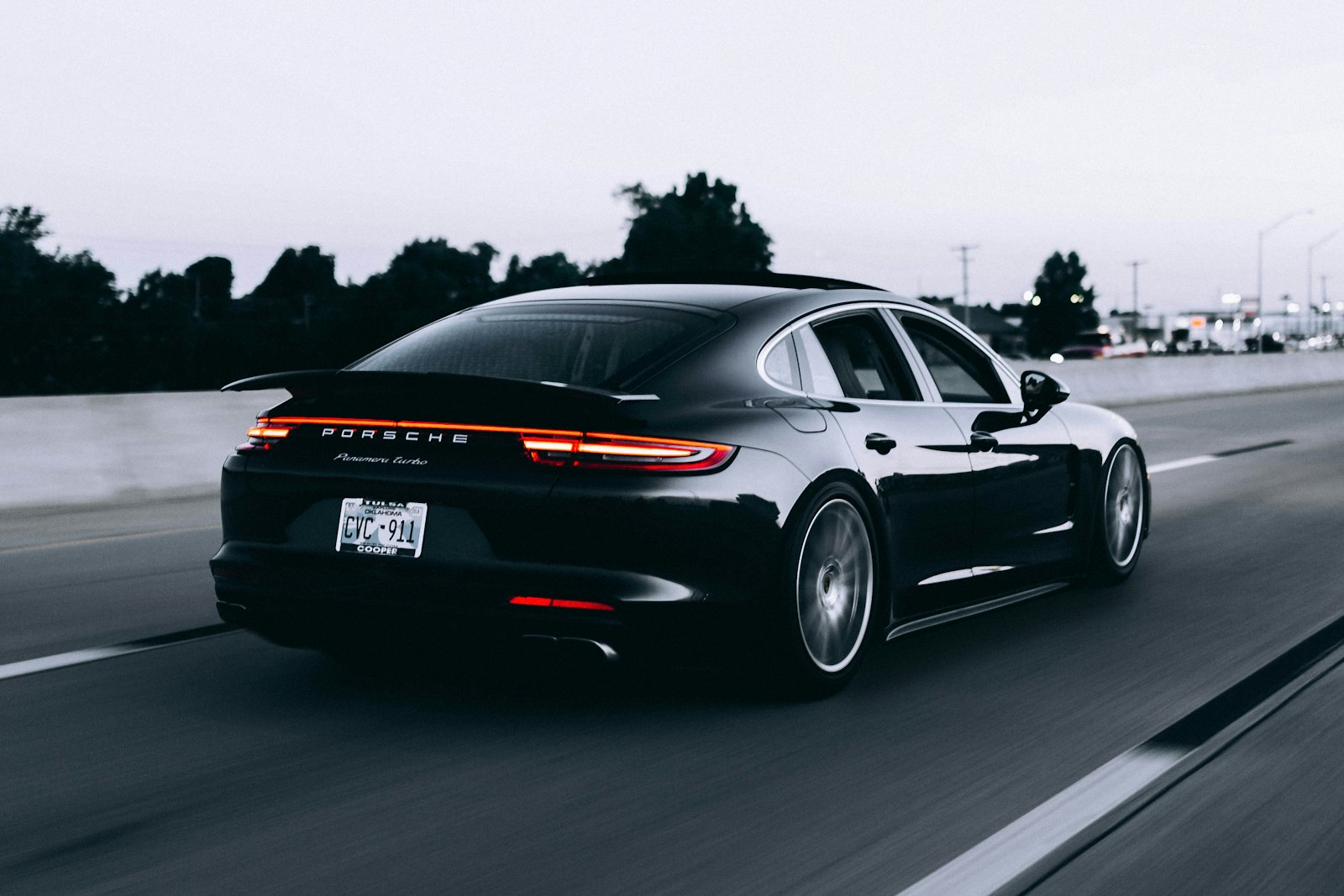 Porsche Panamera Turbo 2020 sprowadzona z Tulsa USA do Krakowa